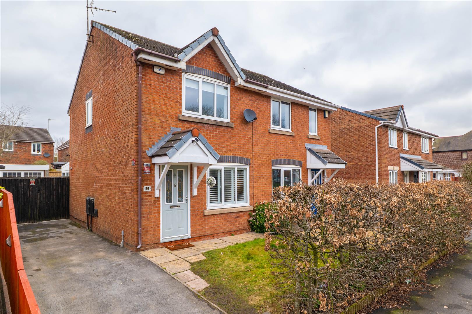 2 bed property in Greenacres Eaves Green Road, Chorley
